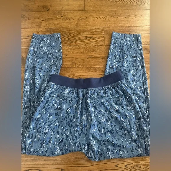 Athleta Brooklyn Ankle Pant in Captivate Chrome Blue Size 4 - Picture 4 of 7